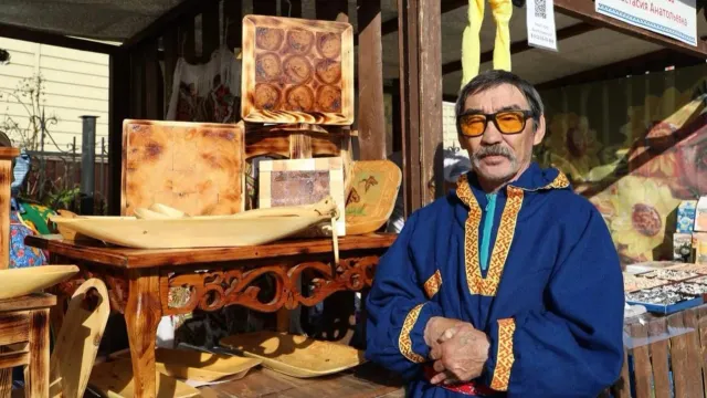 Геннадий Николаевич Салтыков Асов куртан уӆ. Хор: Геннадий Салтыков