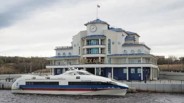 В этом году речным транспортом воспользовалось больше людей, чем в прошлом. Фото: vk.com/dtidhyanao