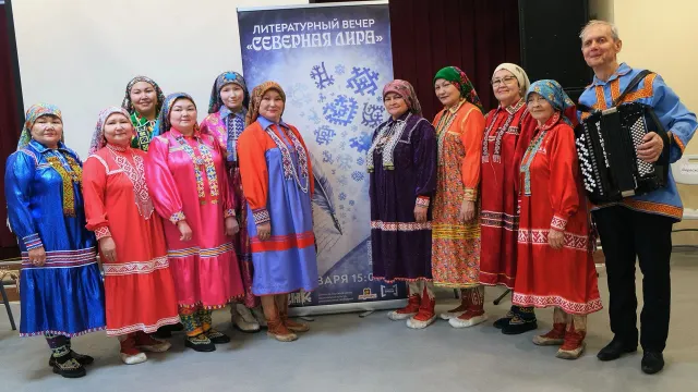 Симась уйтантопса верты «Овас мувие» группая яӊхты нэӊата номпса ёхтас. Хор: Альбина Тырлина