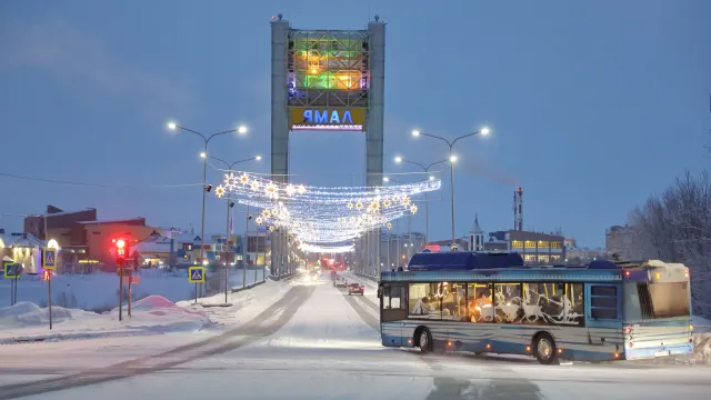 Мост через Преображенку в Салехарде. Фото: Андрей Ткачёв / «Ямал-Медиа»