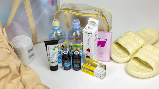 Все самое необходимое для женщины при поступлении в роддом. Фото: Сергей Зубков / «Ямал-Медиа»