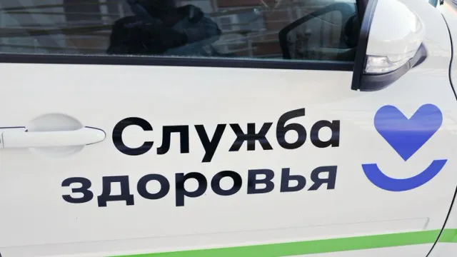 Автопарк «Службы здоровья» пополнили девять отечественных внедорожников. Фото: Андрей Ткачёв / «Ямал-Медиа»