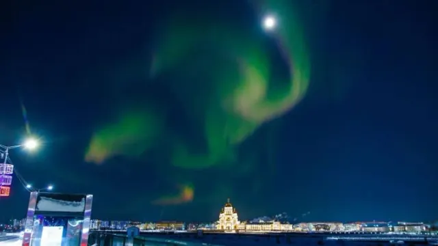 Полярная ночь часто сопровождается всполохами северного сияния. Фото: Фёдор Воронов / «Ямал-Медиа»