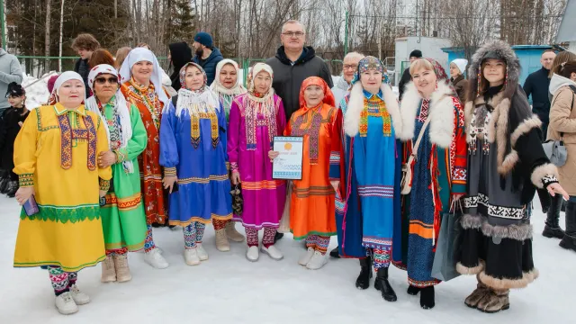 Ханты арат арыты нэӊат Ӆорвош эӆты Ёмвош мува яӊхсат. Хор: Екатерина Жукова