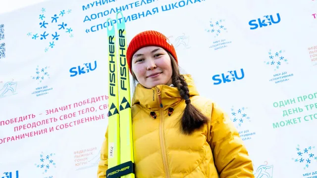 Алёна Аляба няӆмет пуш губернатор нэмпи ох нётапса шитас. Хор: Алёна Аляба