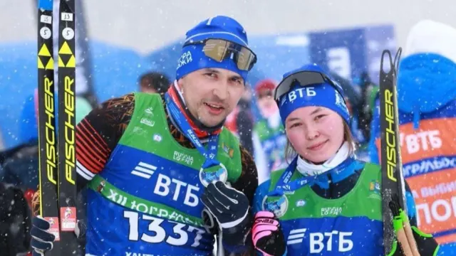 Алёна Аляба ЮГУ хоща «физическая культура» факультетн 4-мет курсан утаӆтыйӆ. Хор: Людмила Шульгина