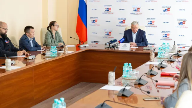 Хор: Фёдор Воронов