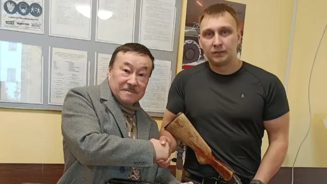 Герман Романович Сандрин тайм кат пошканаӆ па 118 нёӆ лялясты хара китсаӆӆы. Хор: Иван Сандрин
