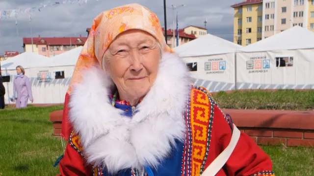 Светлана Павловна ай пора эӆты хуӆантты, арыты, ханшты ой тайс таӊха. Хор: Альбина Тырлина