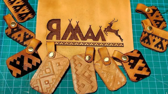 Сидяӈг: Я. Худи’ тавы