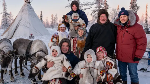 Юрий Дмитриевич па Алекандра Николаевна Вэненго йикӆан, меньӆан па хиӆыӆан пиӆна. Хор: ЯНАО губернатор пресс-служба