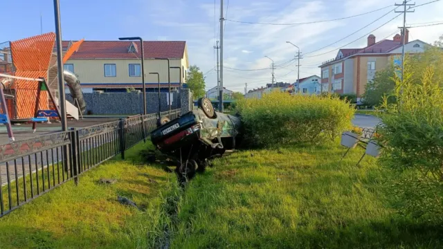ДТП с двумя пострадавшими в Яр-Сале произошло ночью 15 июля. Фото: пресс-служба Госавтоинспекции ЯНАО