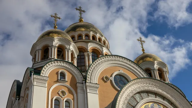 Верующие отмечают 20 ноября день иконы «Взыграние Младенца». Фото: Фёдор Воронов / «Ямал-Медиа»