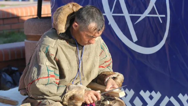 Сидяӈг: Марина Ярой’ тадтавы