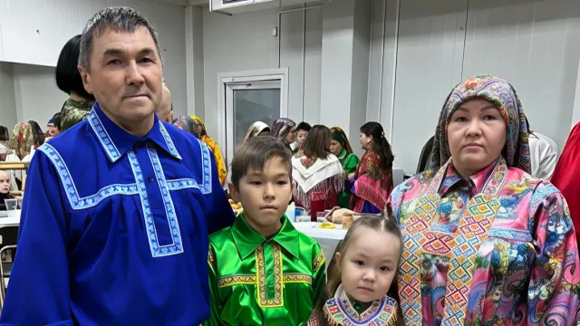 Хоттэӆ хоятӆаӆ пиӆан. Хор: Александра Нензелова