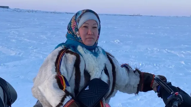 Сидяӈг: Елена Лаптандер’ тавы