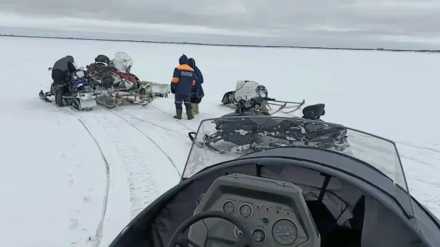 Спасательная операция на надымской Оби. Фото: ЕДДС Ямальского района