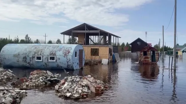 Фото: скриншот видео пресс-службы ГУ МЧС по ЯНАО