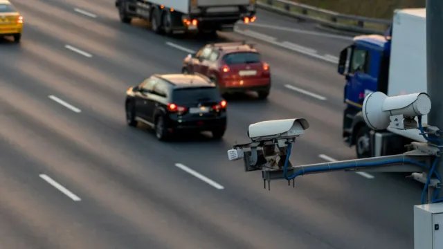 В Госдуме назвали трассы, где могли бы отменить скоростные ограничения