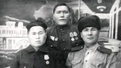 Пётр Алексеевич Негачи 1942-мет таӆна уйт ӆор тыӆащна 238-мет сопас юватӆыты полк пеӆа хастаса. Хор: Вера Лонгортова