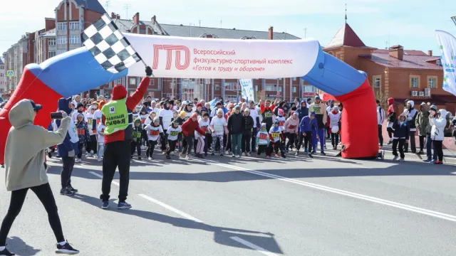 Комплекс ГТО  рассчитан на людей с любым уровнем подготовки. Фото: Василий Петров / "Ямал-Медиа"